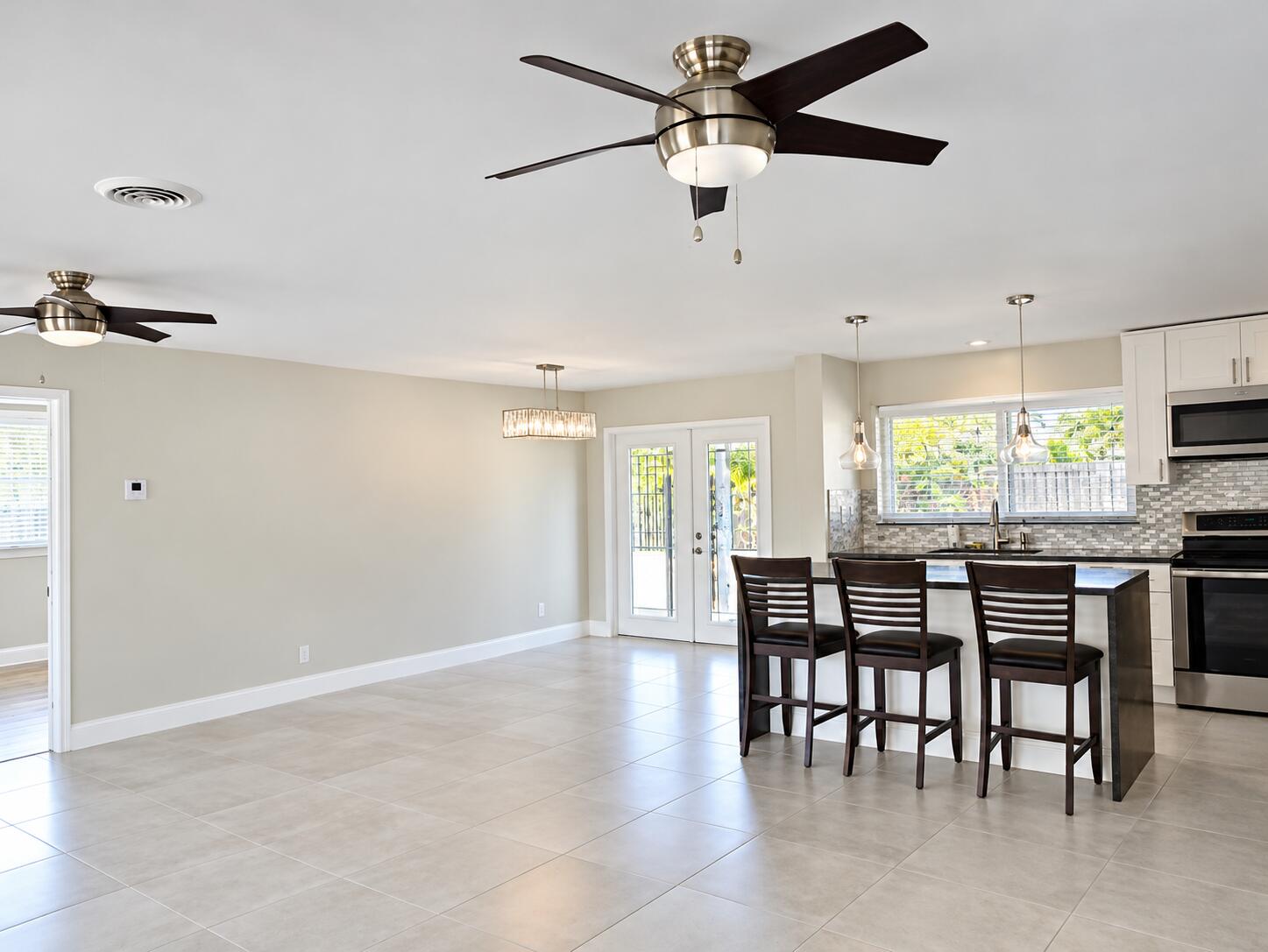 266 Southwest 12th Street Boca Raton, FL 33432 - Photo 7 of 30 Bright Modern Open-Concept Interior