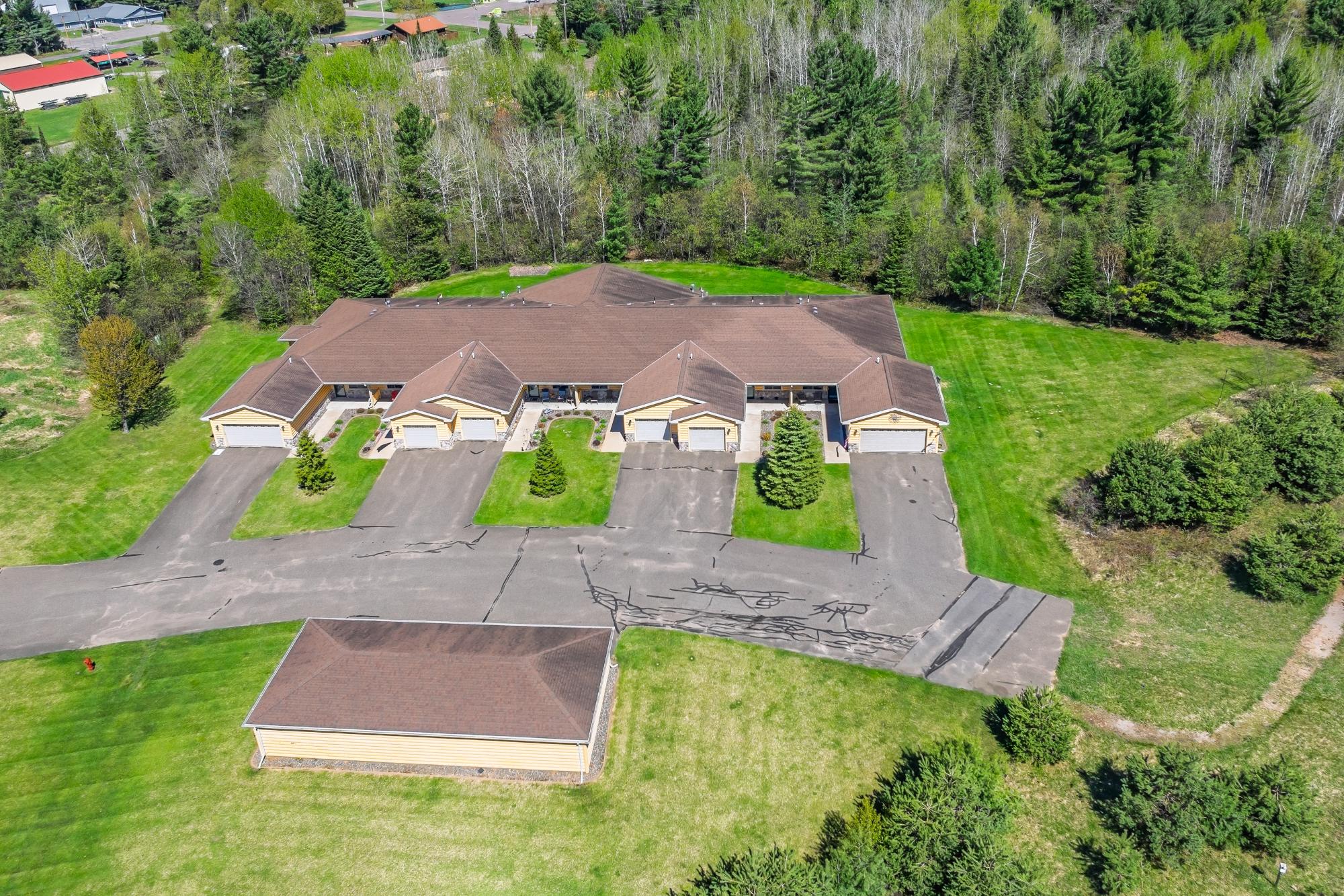 301 Christopher Street, Unit 301 Eagle River, WI 54521 - Photo 10 of 25 Gallery Image 10