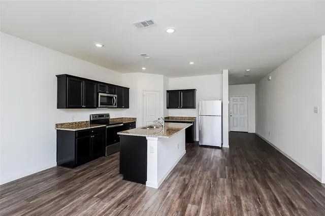 $2,385 | 505 Canoe Way, Crowley, TX 76036