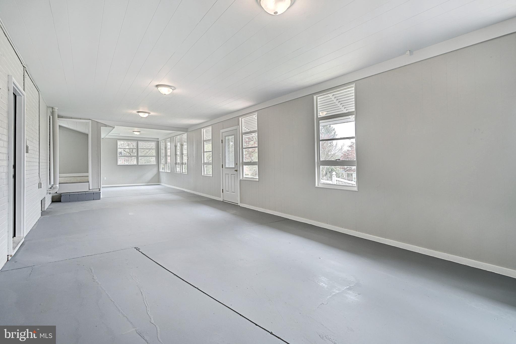 4 Merrin Road York, PA 17402 - Photo 8 of 38 Gallery Image 8