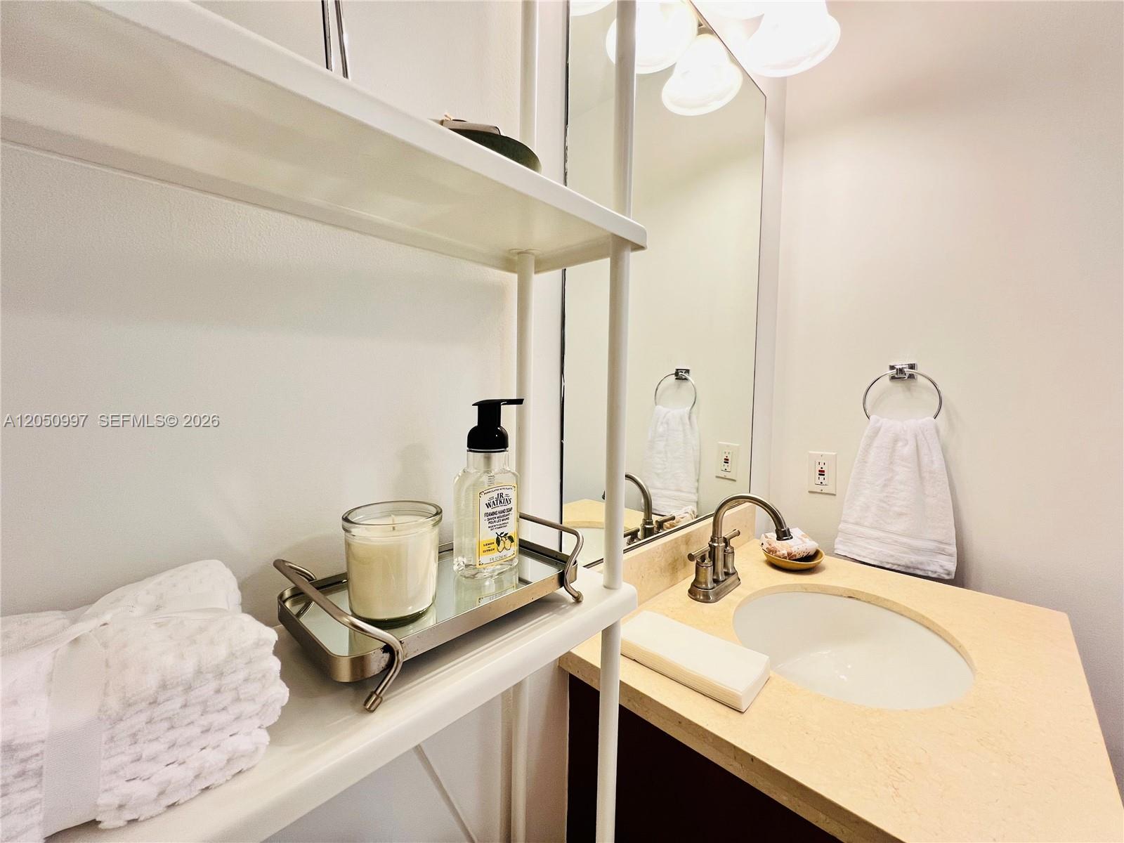79 Southwest 12th Street, Unit 1510S Miami, FL 33130 - Photo 33 of 56