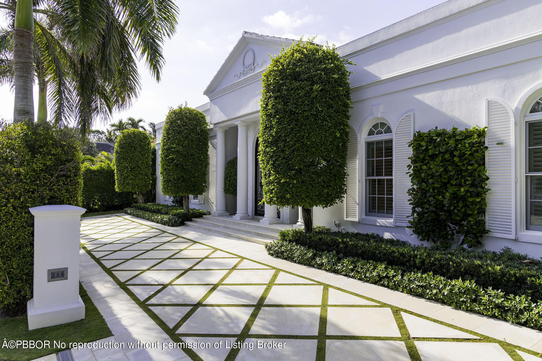 234 Eden Road Palm Beach, FL 33480 - Photo 1 of 40 20240509_PB_234Eden_022