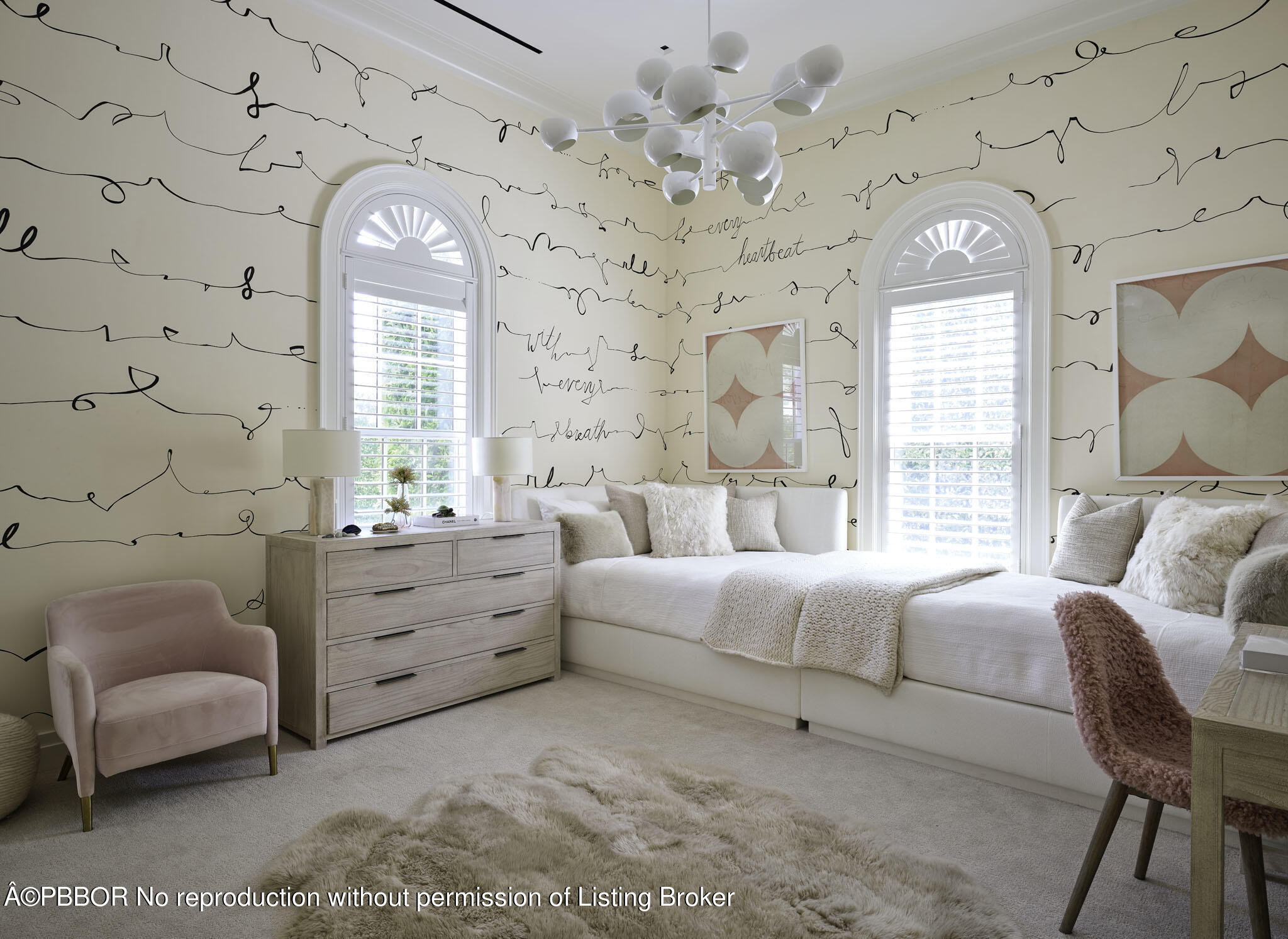 234 Eden Road Palm Beach, FL 33480 - Photo 15 of 40 20240509_PB_234Eden_012