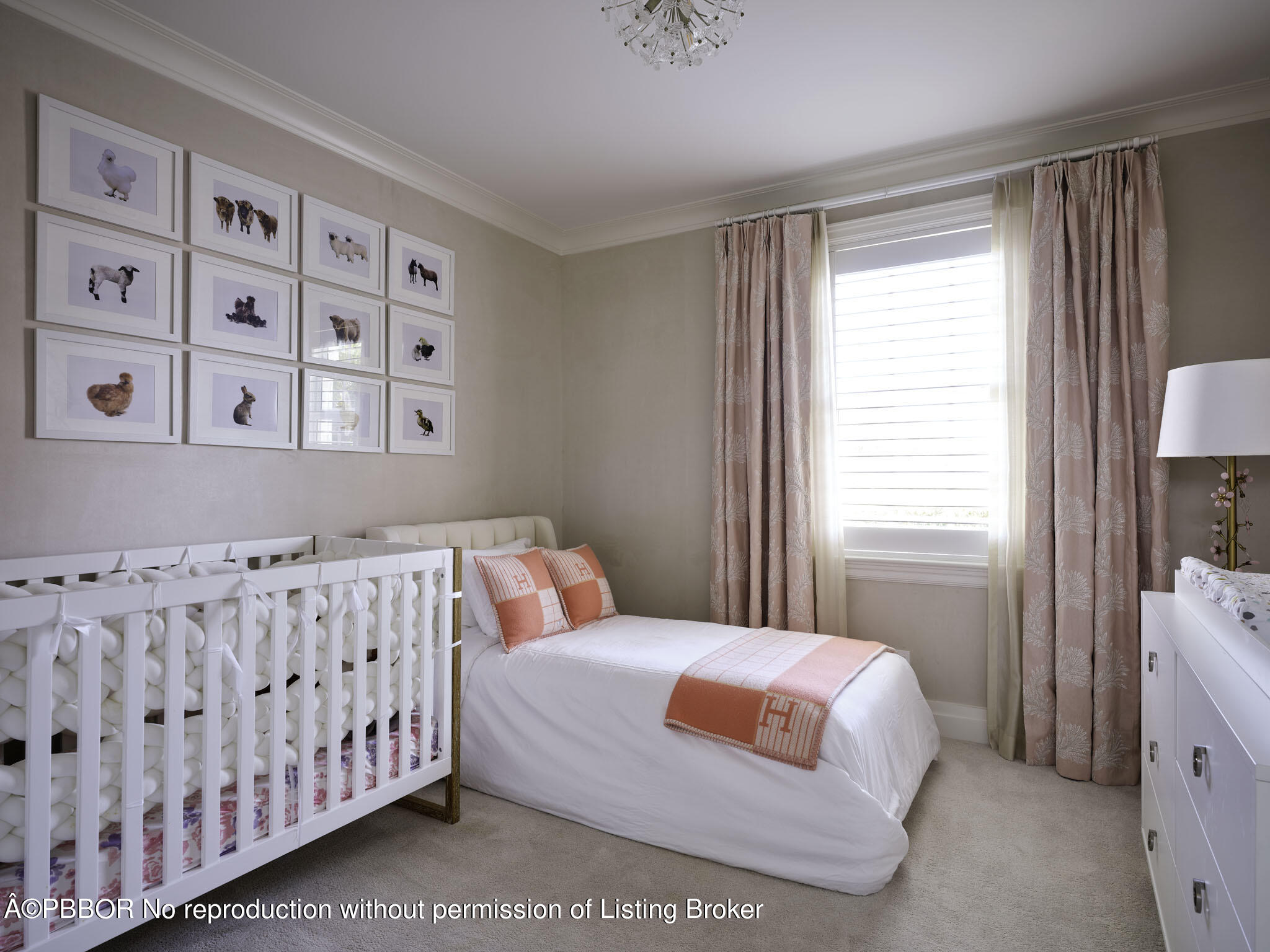234 Eden Road Palm Beach, FL 33480 - Photo 23 of 40 20240509_PB_234Eden_018