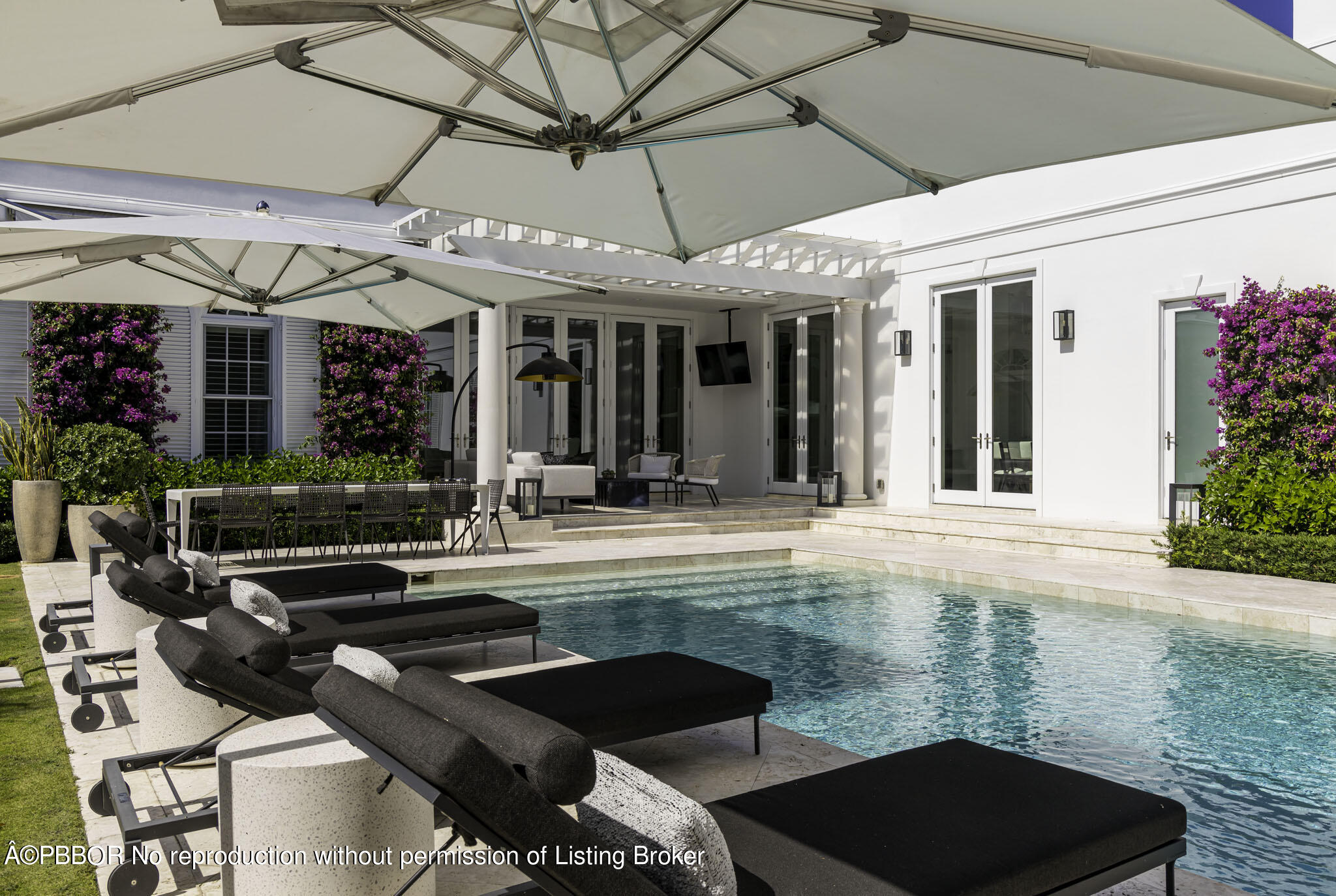234 Eden Road Palm Beach, FL 33480 - Photo 26 of 40 20240509_PB_234Eden_031