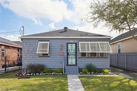 $208,000 | 541 Warrington Drive, New Orleans, LA 70122