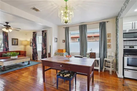 $208,000 | 541 Warrington Drive, New Orleans, LA 70122