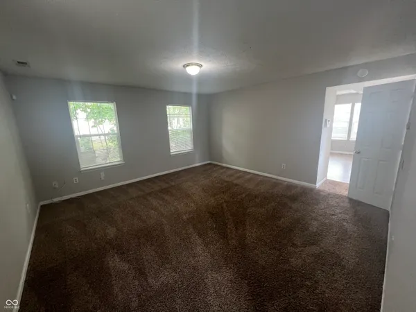 $1,195 | 3457 North Illinois Street, Indianapolis, IN 46208