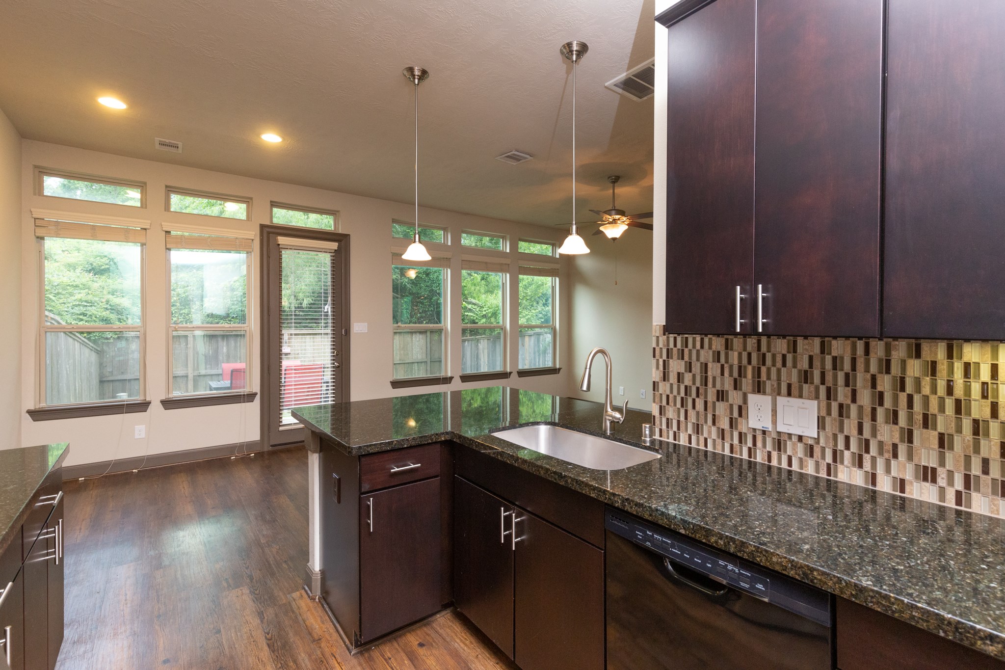 87 Aventura Place Spring, TX 77389 - Photo 27 of 32 Gallery Image 27