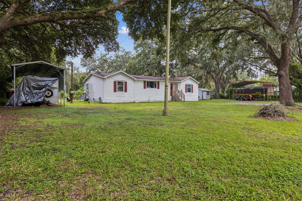 6109 Doc Thompson Road Plant City, FL 33565 - Photo 2 of 34 Gallery Image 2