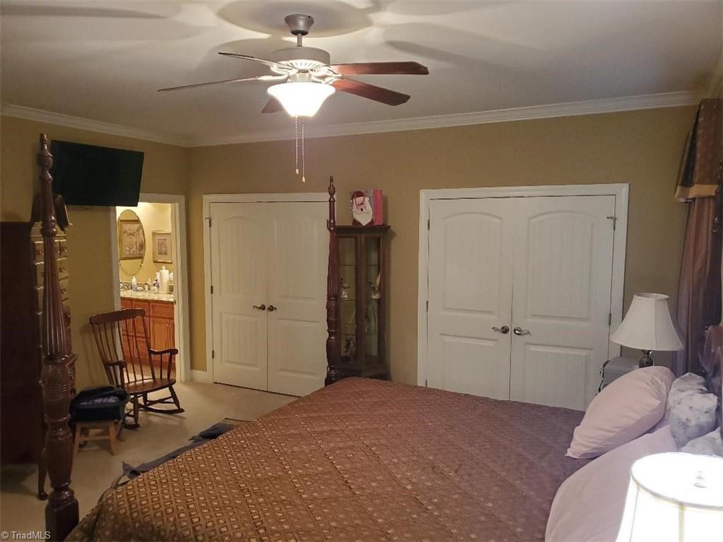 2216 Renaissance Lane High Point, NC 27262 - Photo 11 of 17 Gallery Image 11