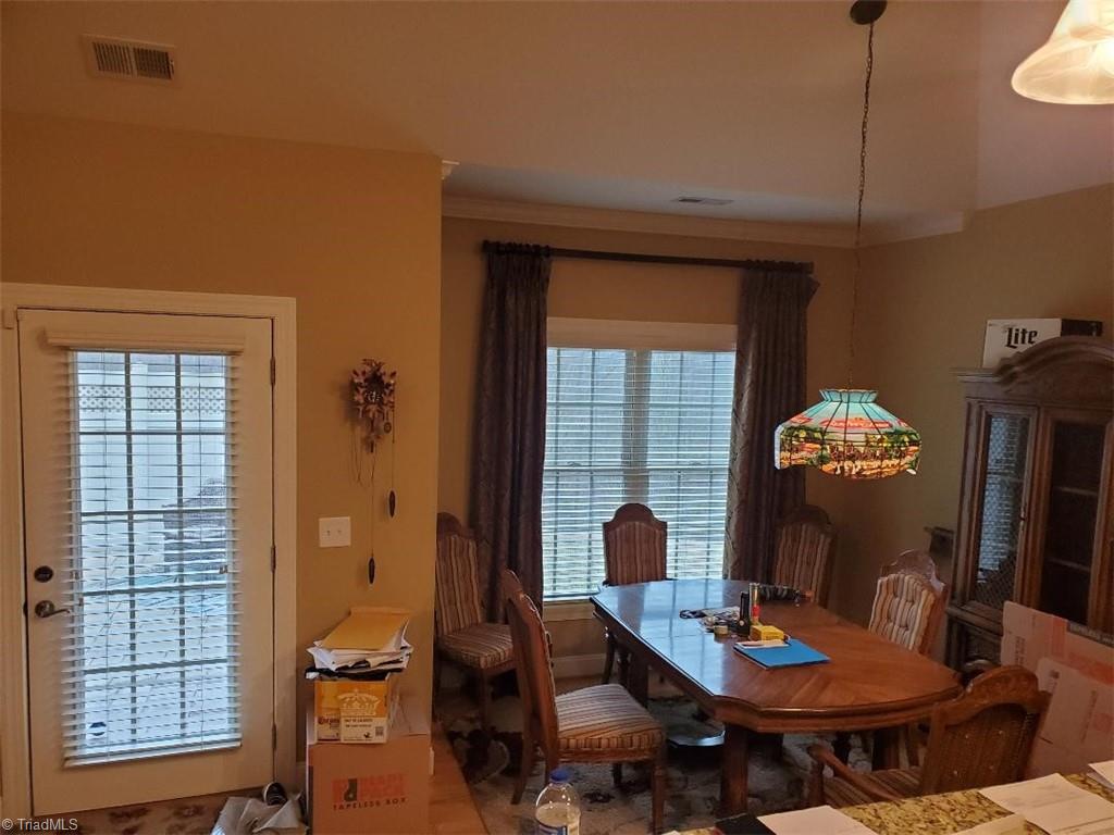 2216 Renaissance Lane High Point, NC 27262 - Photo 5 of 17 Gallery Image 5