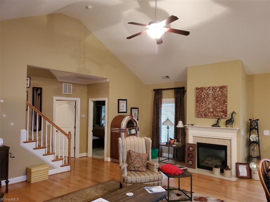 2216 Renaissance Lane High Point, NC 27262 - Photo 8 of 17 Gallery Image 8