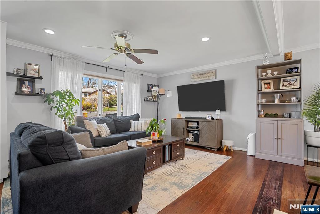 11 Westland Road Verona, NJ 07044 - Photo 12 of 29 a living room with furniture and a flat screen tv