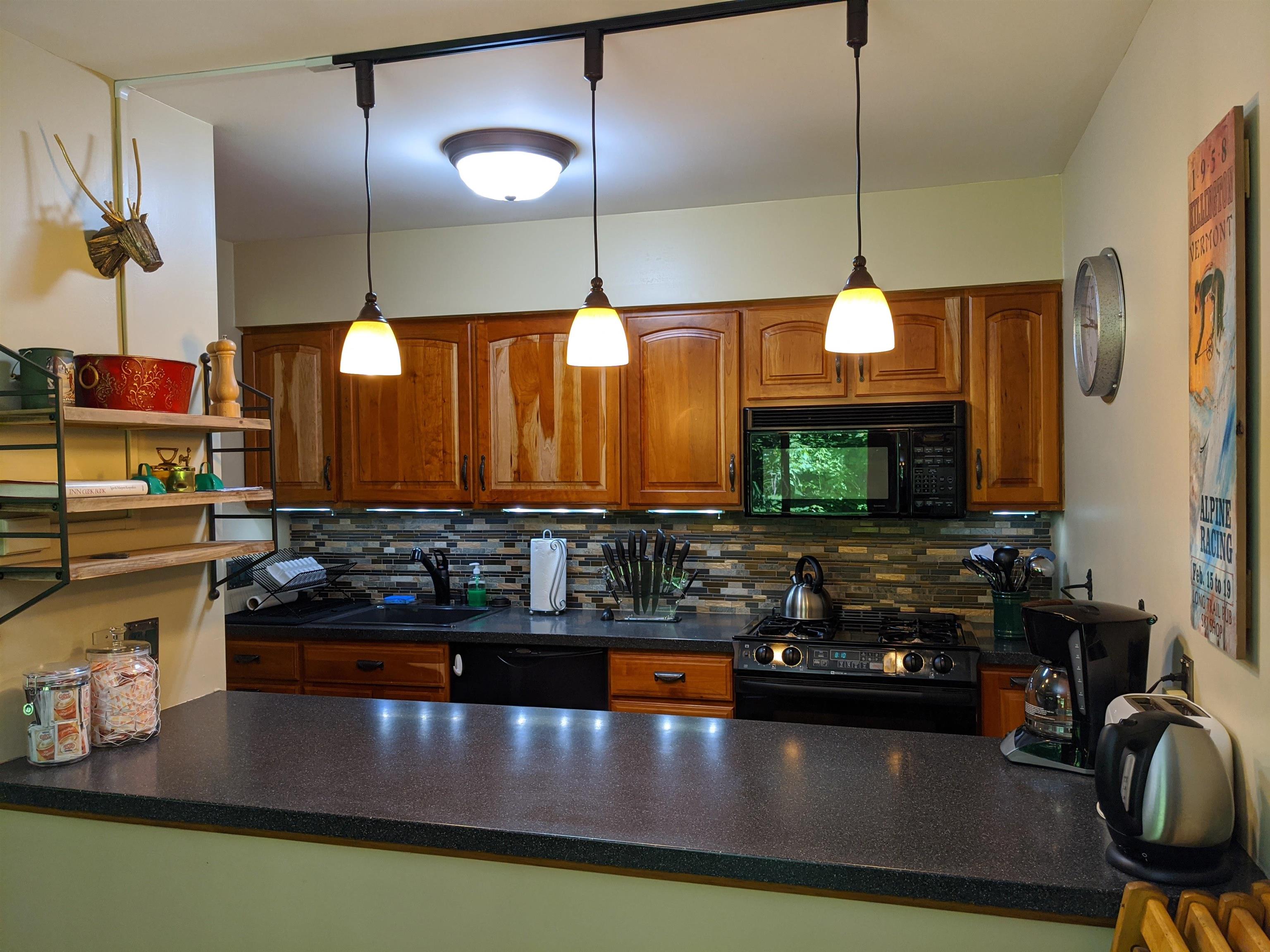 532 East Mountain Road, Unit 26 Killington, VT 05751 - Photo 36 of 39 Gallery Image 36
