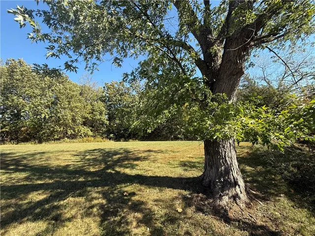 $9,900 | Lot 1679 Lake Viking Terrace, Gallatin, MO 64640