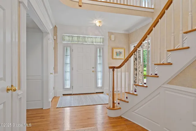 $1,049,000 | 428 Ridgehill Road, Guilderland, NY 12303