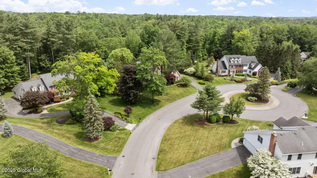 $1,049,000 | 428 Ridgehill Road, Guilderland, NY 12303
