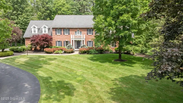 $1,049,000 | 428 Ridgehill Road, Guilderland, NY 12303