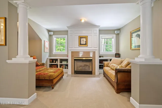 $1,049,000 | 428 Ridgehill Road, Guilderland, NY 12303