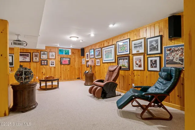 $1,049,000 | 428 Ridgehill Road, Guilderland, NY 12303