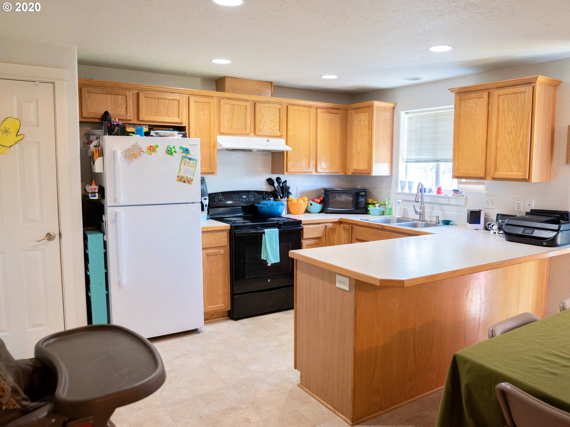 4542 Aster Street Springfield, OR 97478 - Photo 11 of 24 Gallery Image 11
