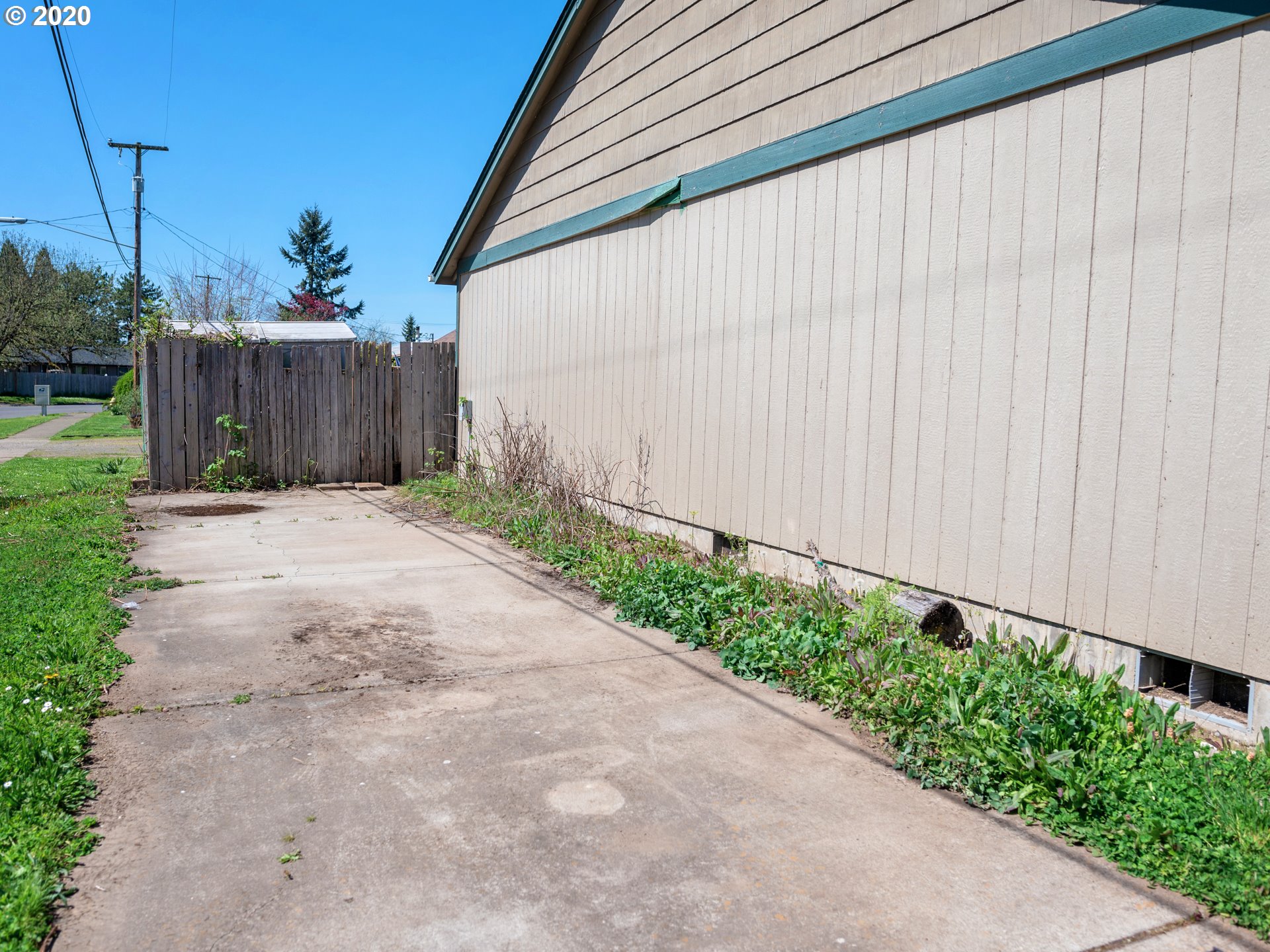 4542 Aster Street Springfield, OR 97478 - Photo 3 of 24 Gallery Image 3