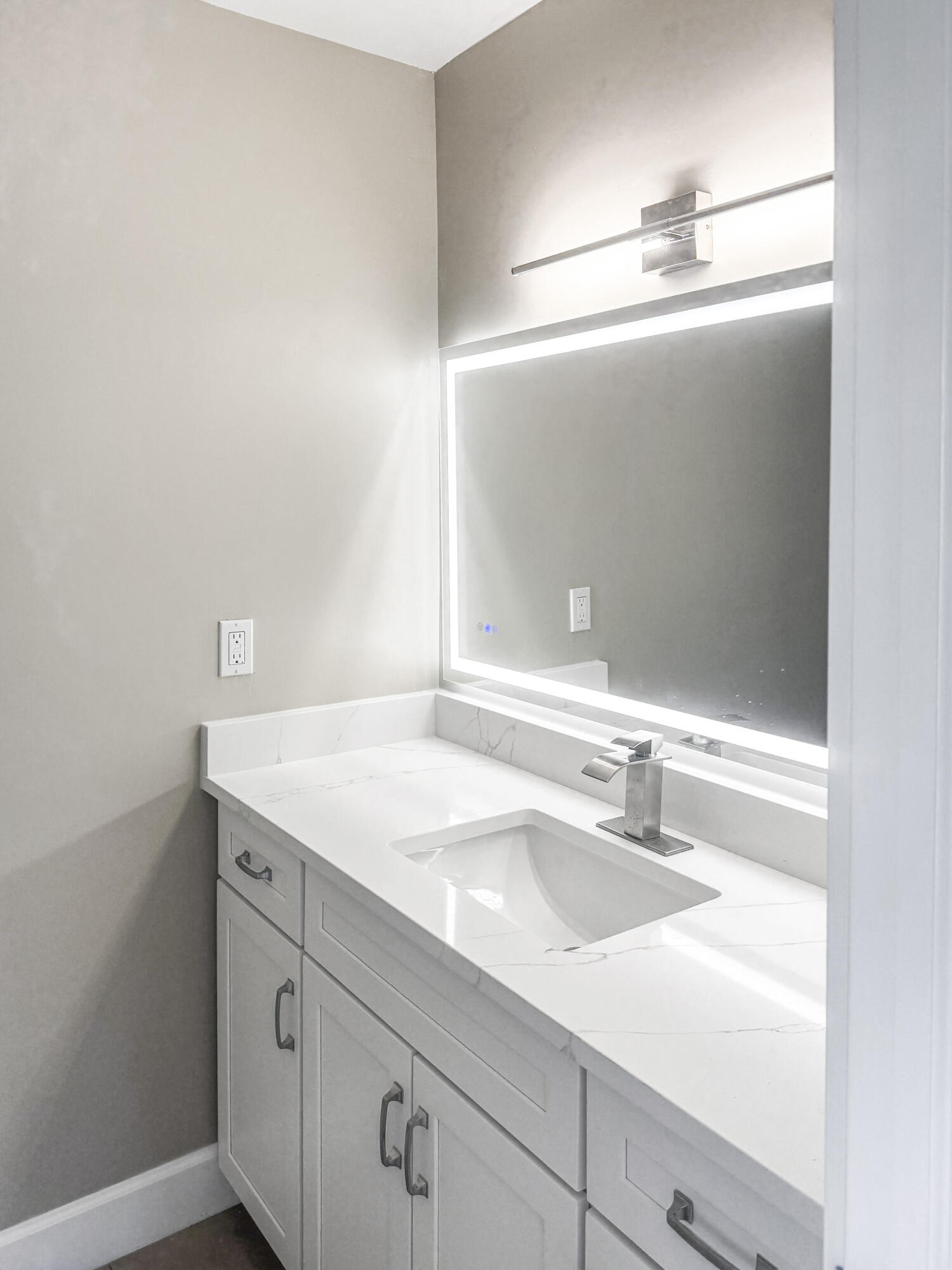 3957 Northwest Cinnamon Tree Circle Jensen Beach, FL 34957 - Photo 12 of 18 IMG_1785