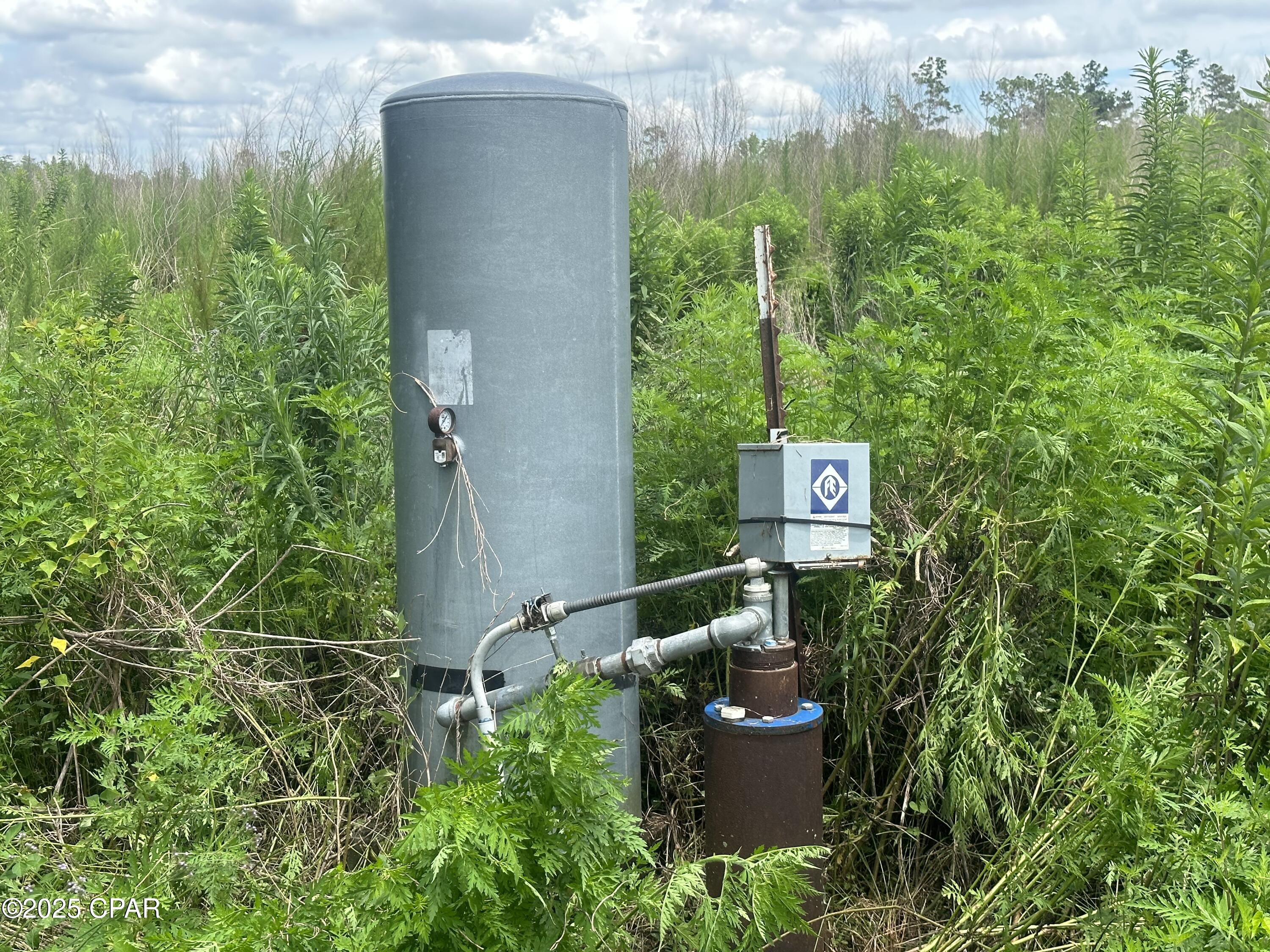 90 Cottondale Cottondale, FL 32431 - Photo 5 of 8