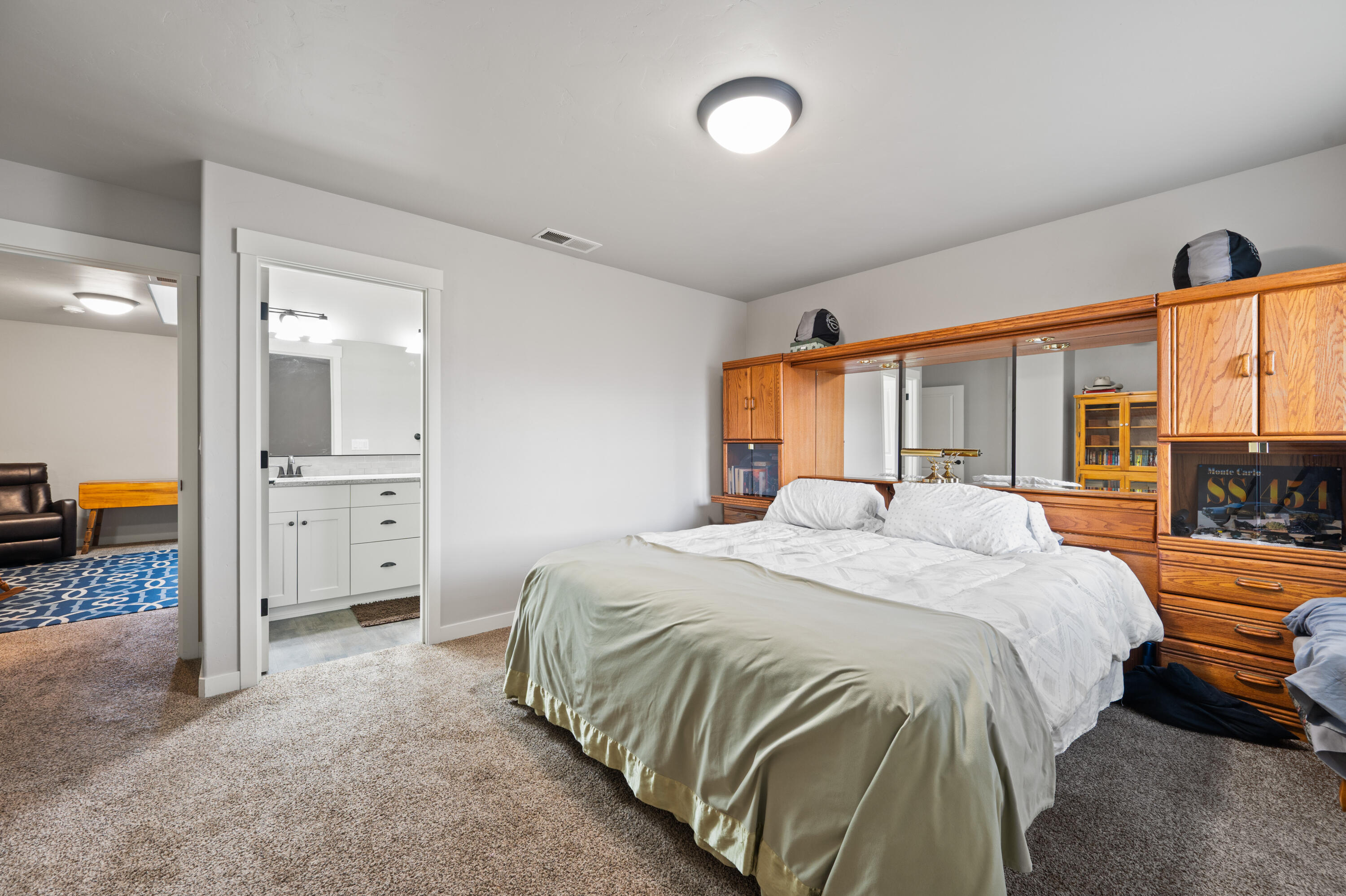 3131 Southwest 28th Street Redmond, OR 97756 - Photo 17 of 30 3131SW28thSt-20