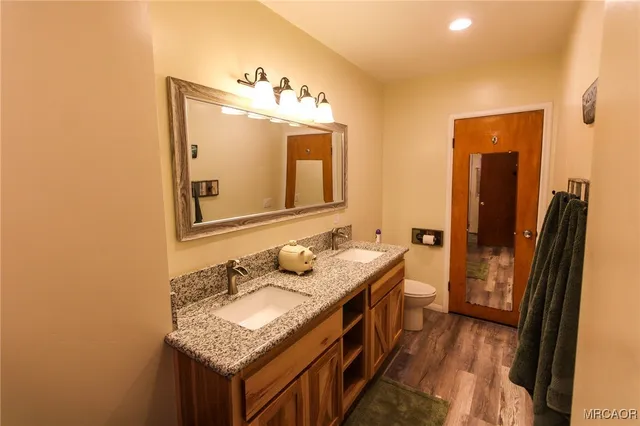 $1,650 | 43016 Sunset Drive, Big Bear Lake, CA 92315