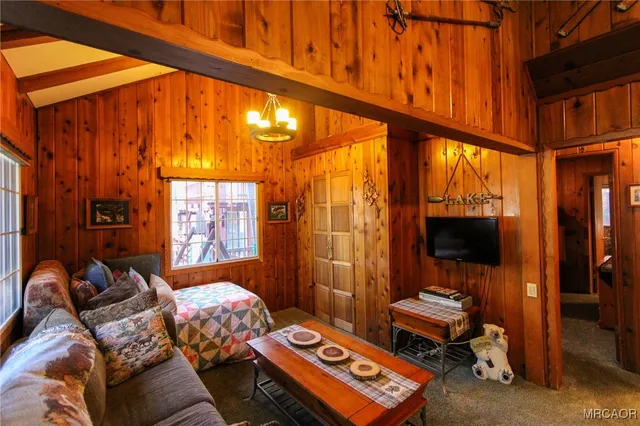 $1,650 | 43016 Sunset Drive, Big Bear Lake, CA 92315