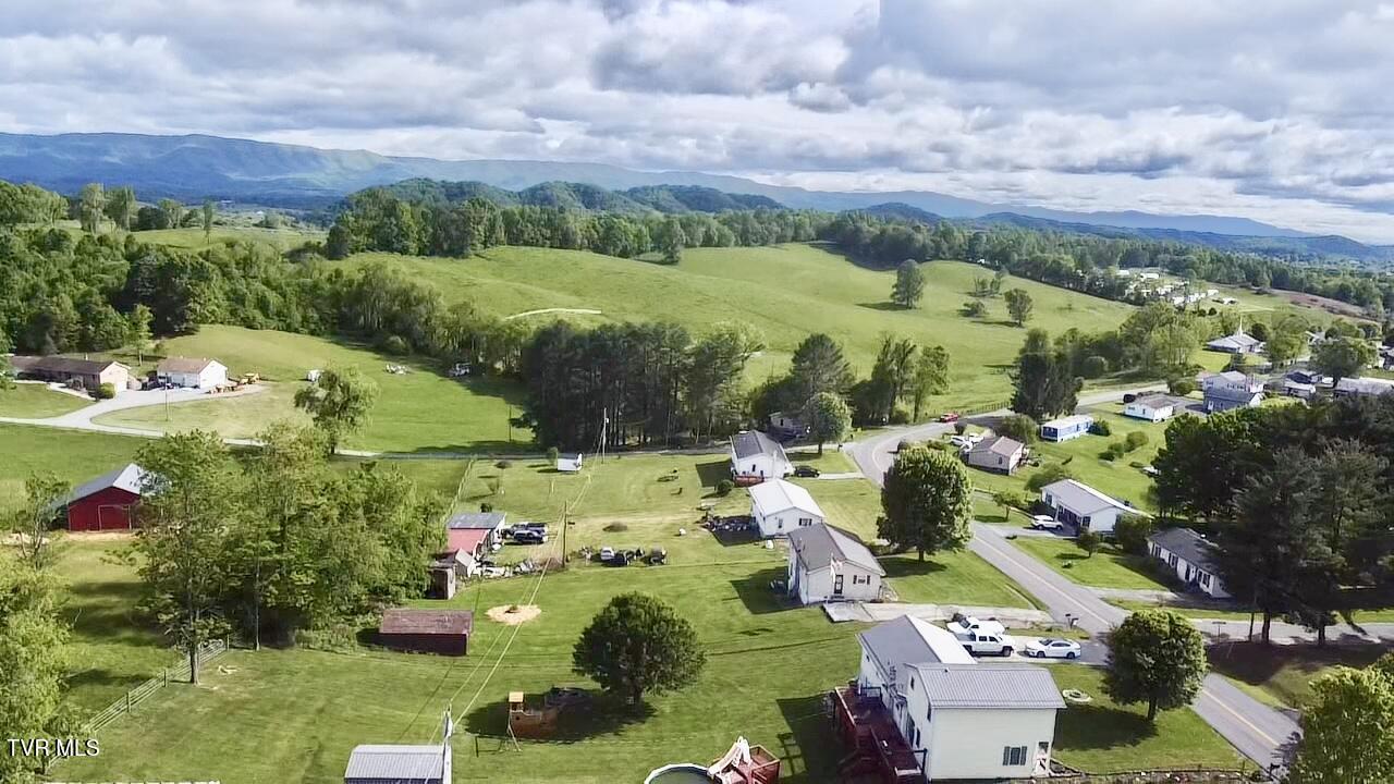 26468 Watauga Road Abingdon, VA 24211 - Photo 26 of 35 2025-05-11-17-00-52-550