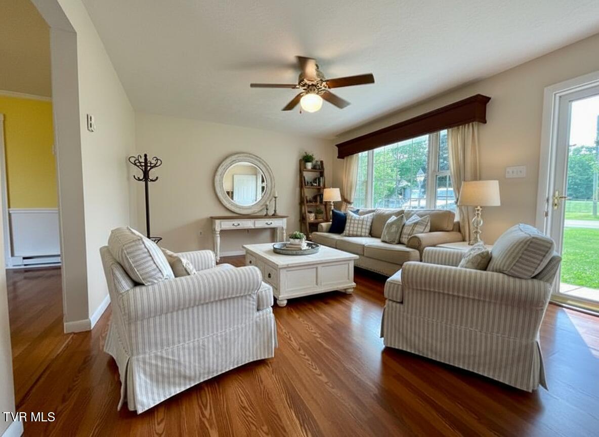 26468 Watauga Road Abingdon, VA 24211 - Photo 3 of 35 IMG_1920