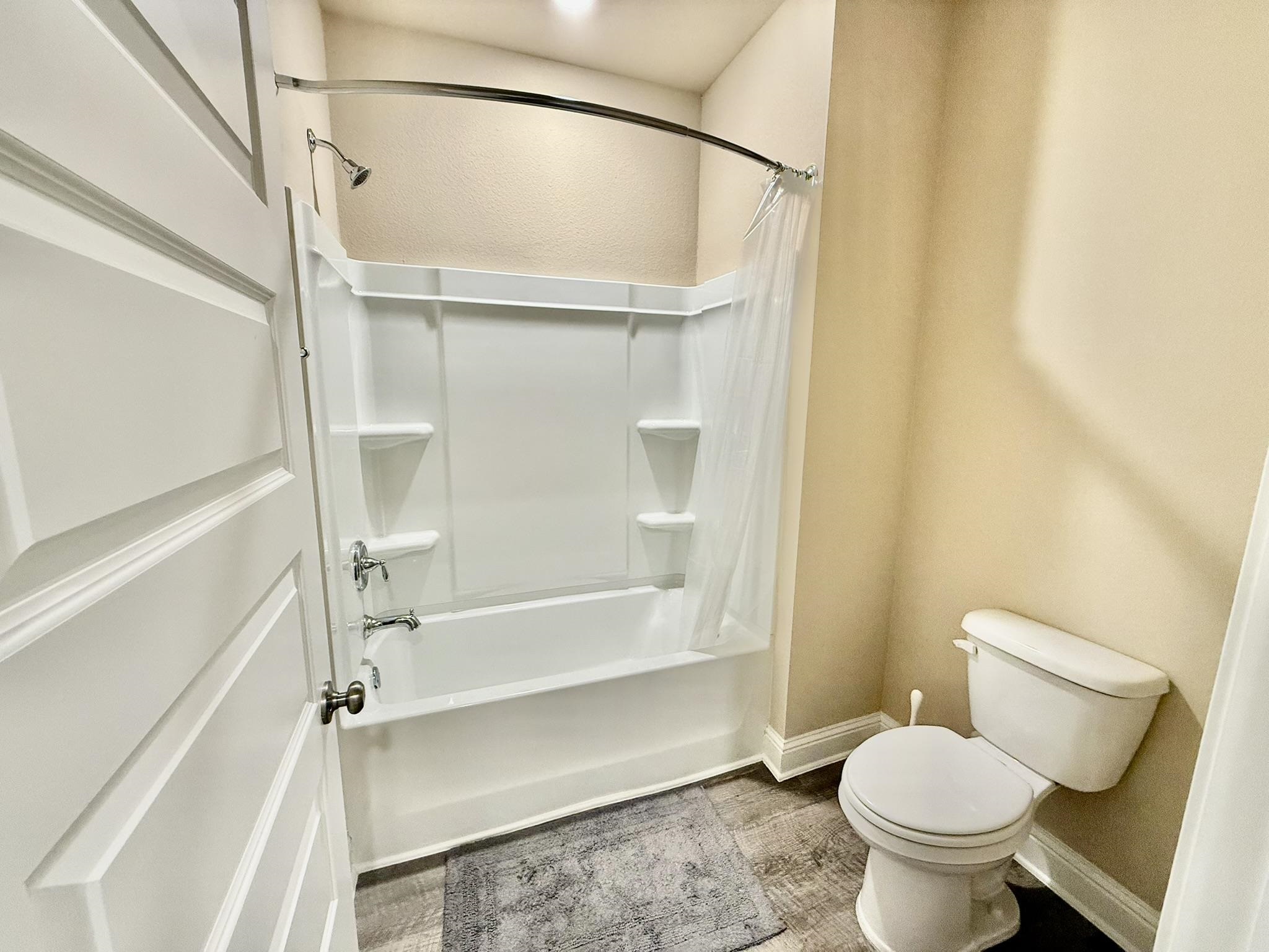 8648 Calverton Street Foley, AL 36535 - Photo 7 of 45 Bathroom