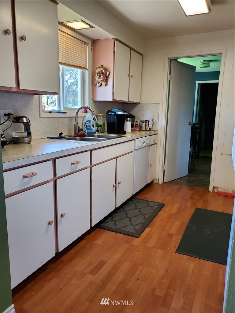 770 J Street Forks, WA 98331 - Photo 5 of 12 Gallery Image 5