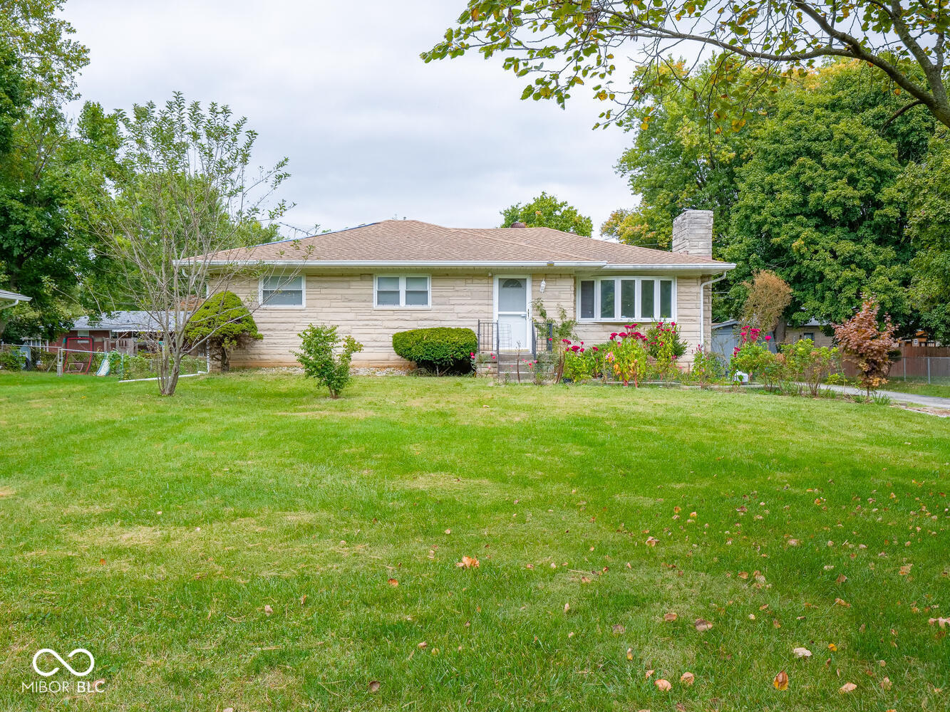 2326 East Banta Road Indianapolis, IN 46227 - Photo 3 of 69