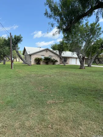 $2,500 | 2723 Triple Tree Street, San Antonio, TX 78263