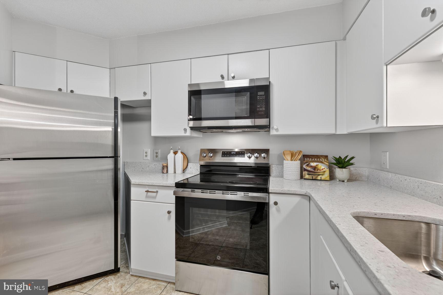 2111 Wisconsin Avenue Northwest, Unit 210 Washington, DC 20007 - Photo 11 of 23