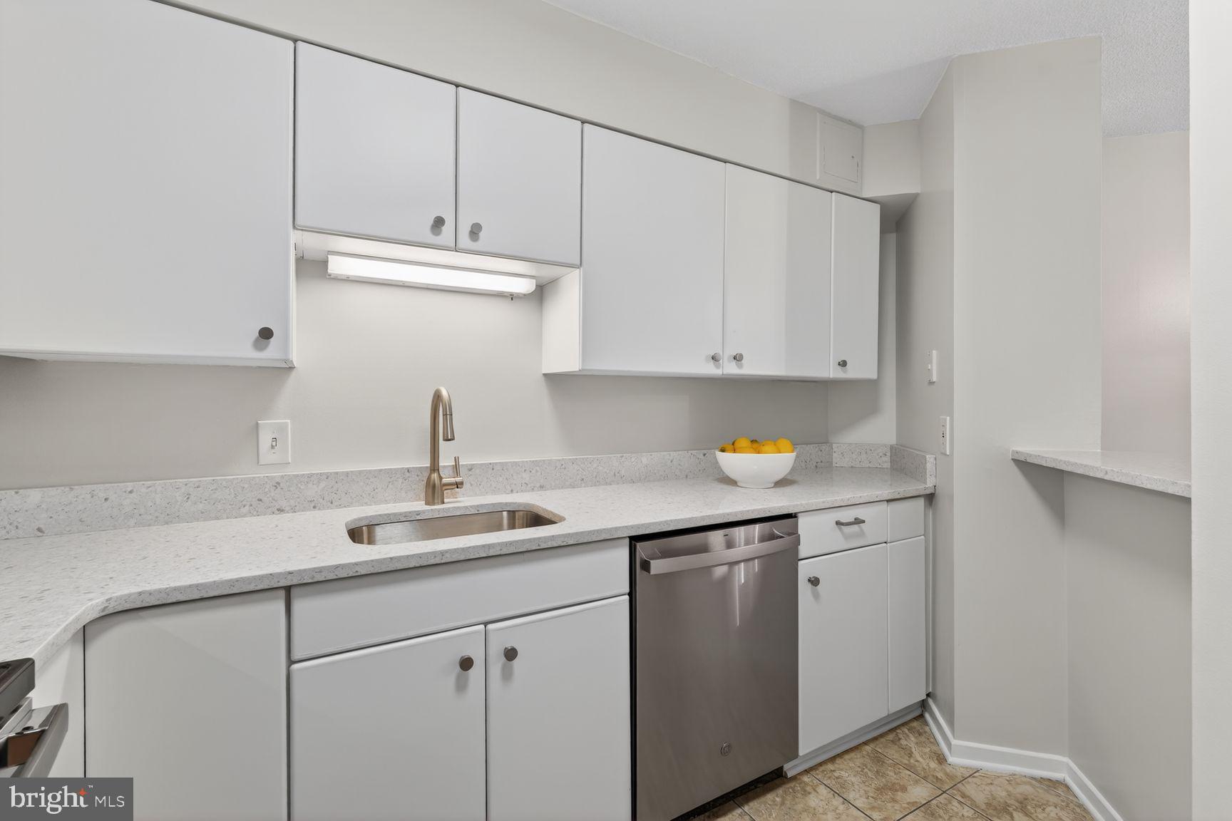2111 Wisconsin Avenue Northwest, Unit 210 Washington, DC 20007 - Photo 10 of 23