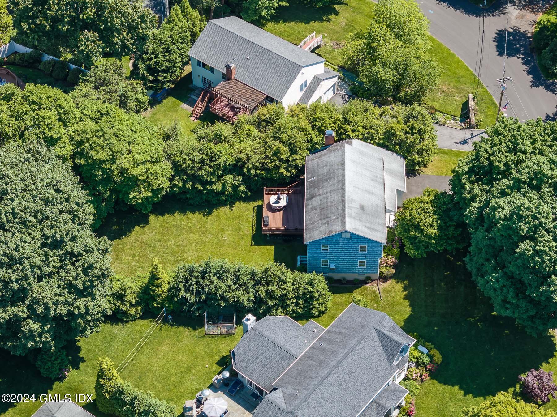 5 Rainbow Drive Riverside, CT 06878 - Photo 7 of 19 5 Rainbow Dr 09 - WEB