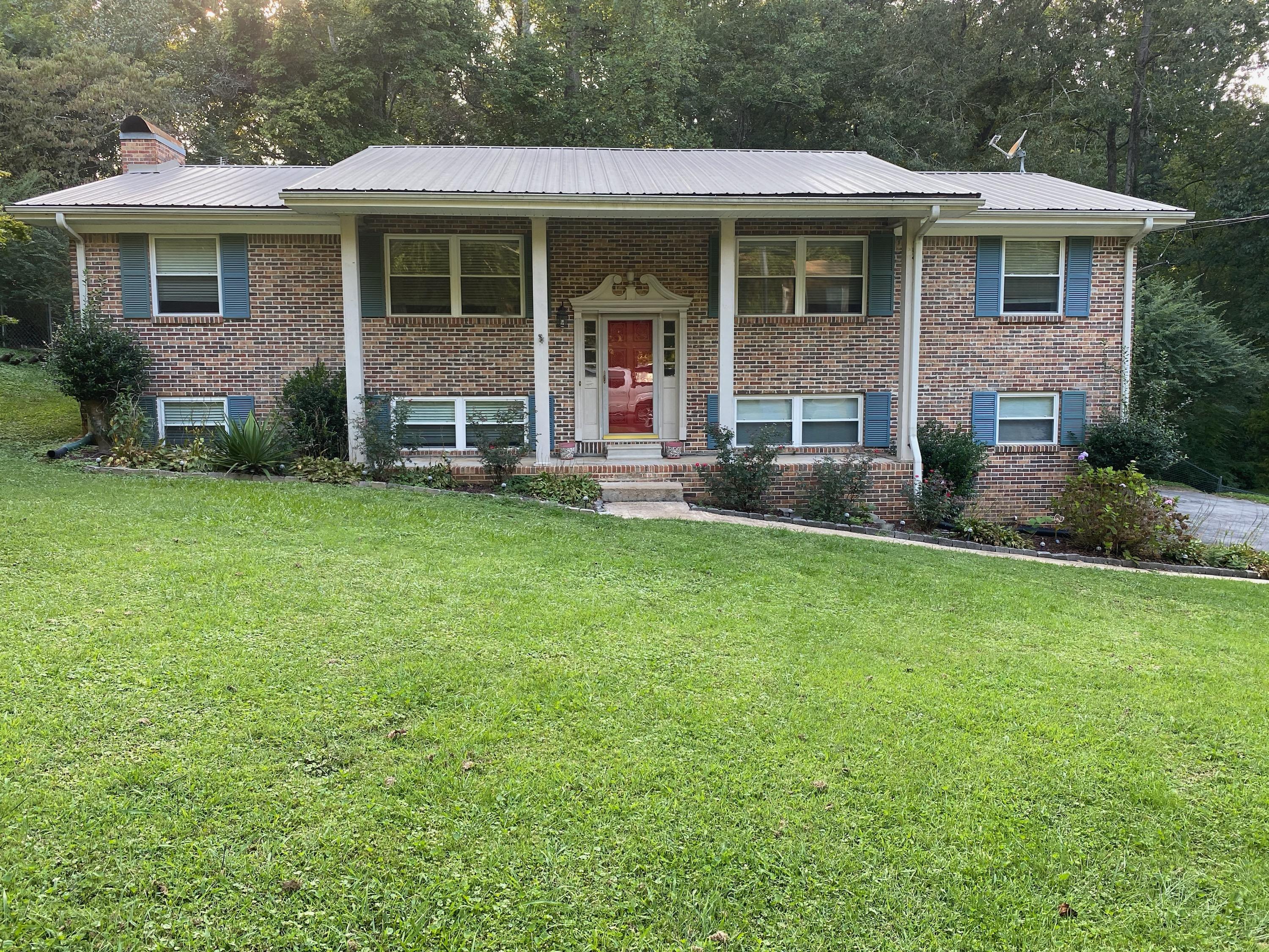 233 Maple Way Ringgold, GA 30736 - Photo 1 of 1 Front of Home