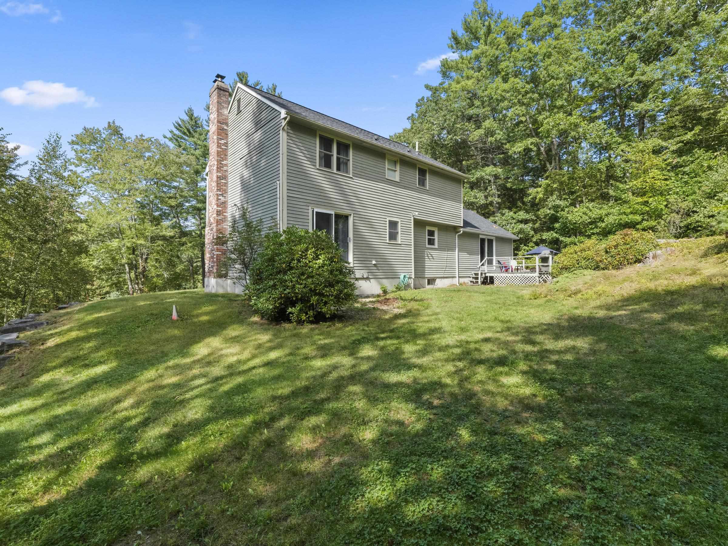 64 Lyndeborough Road Amherst, NH 03031 - Photo 12 of 38