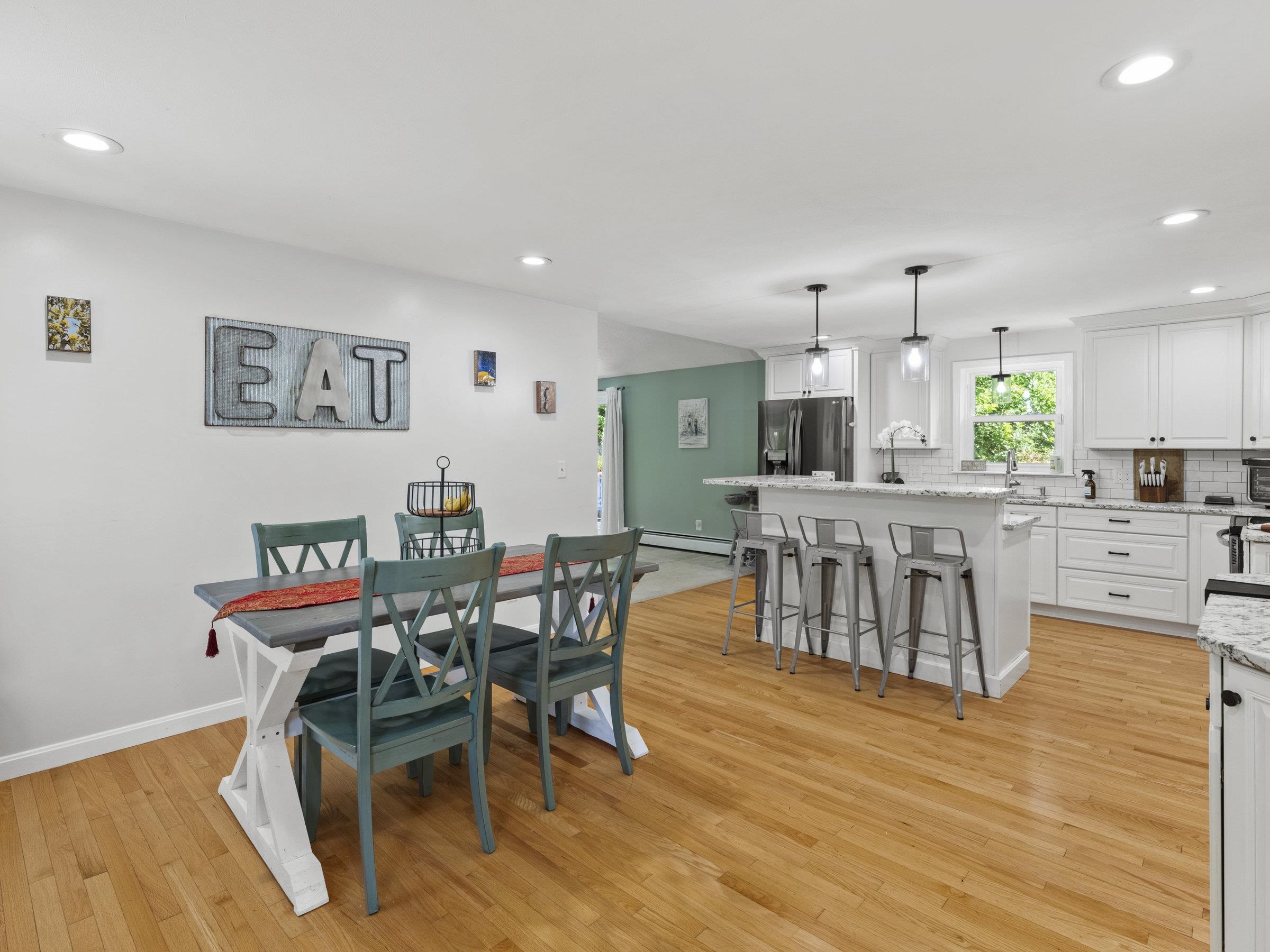 64 Lyndeborough Road Amherst, NH 03031 - Photo 13 of 38