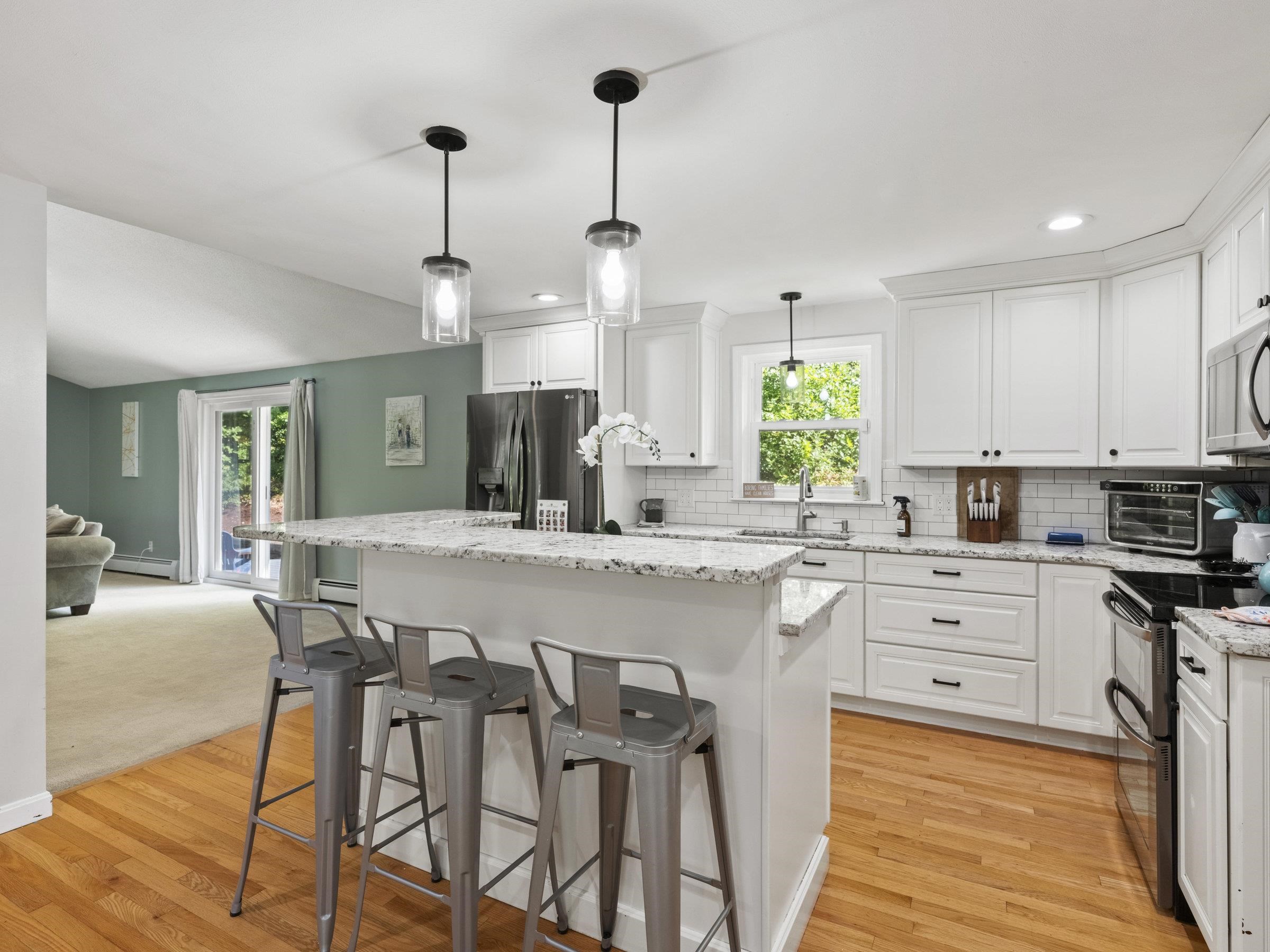 64 Lyndeborough Road Amherst, NH 03031 - Photo 16 of 38