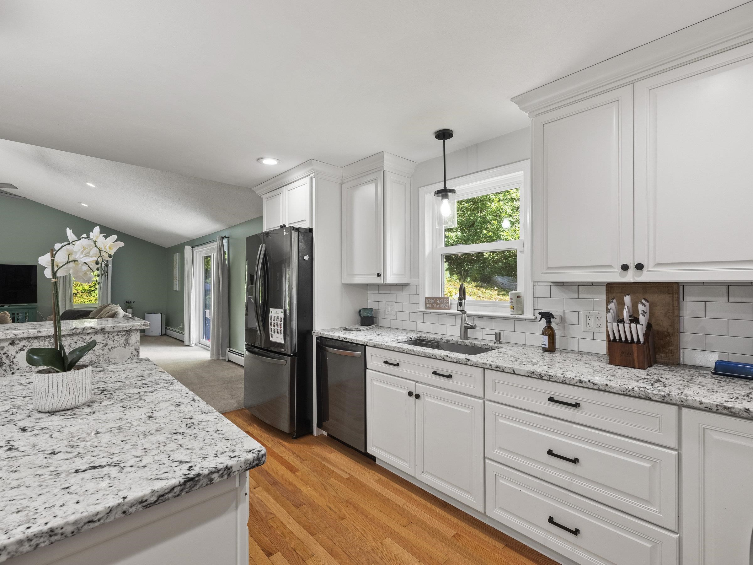 64 Lyndeborough Road Amherst, NH 03031 - Photo 20 of 38