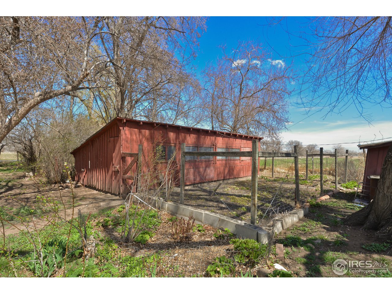 6412 Hygiene Road Longmont, CO 80503 - Photo 16 of 28 chicken coop
