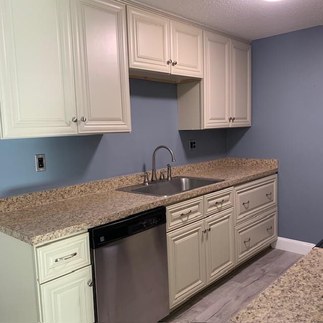 512 Abbott Farm Lane Hudson, NH 03051 - Photo 13 of 14