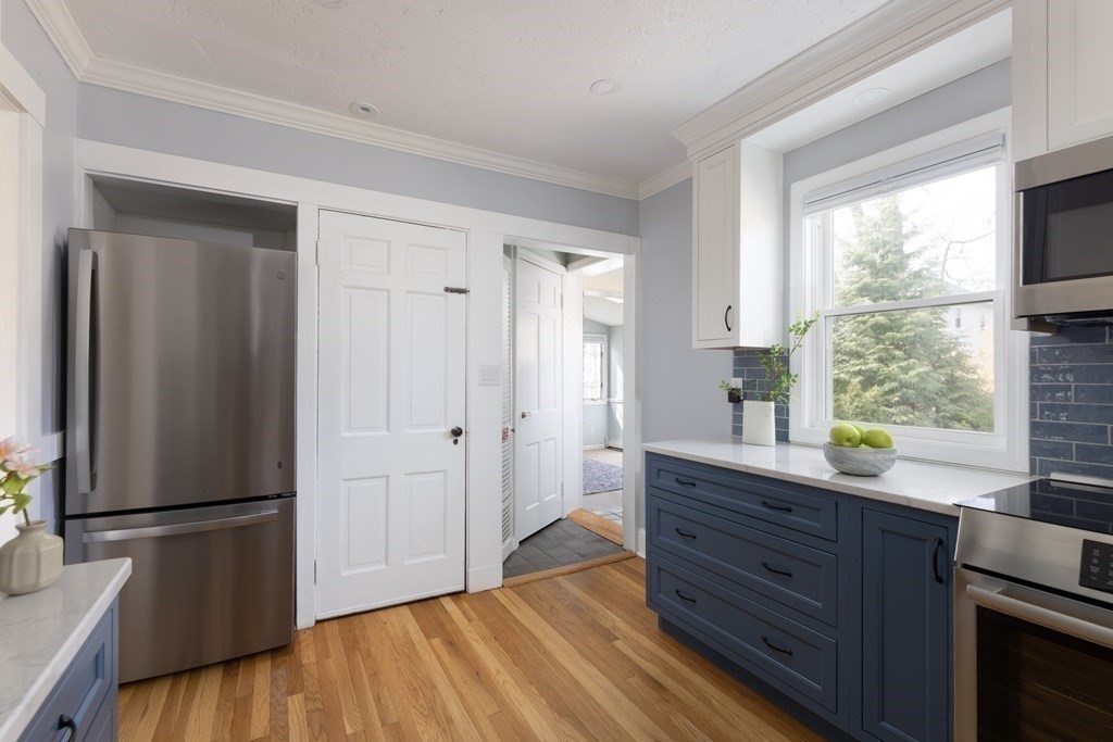 7 Realton Road Boston, MA 02132 - Photo 8 of 15 Gallery Image 8