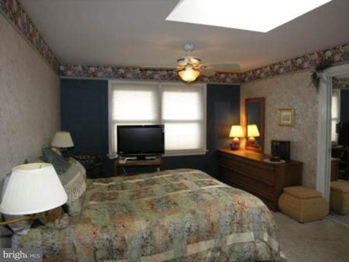 508 Rockford Road Silver Spring, MD 20902 - Photo 10 of 25 Master Bedroom